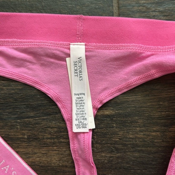 💖Victoria’s Secret Panty Thong - Picture 4 of 6